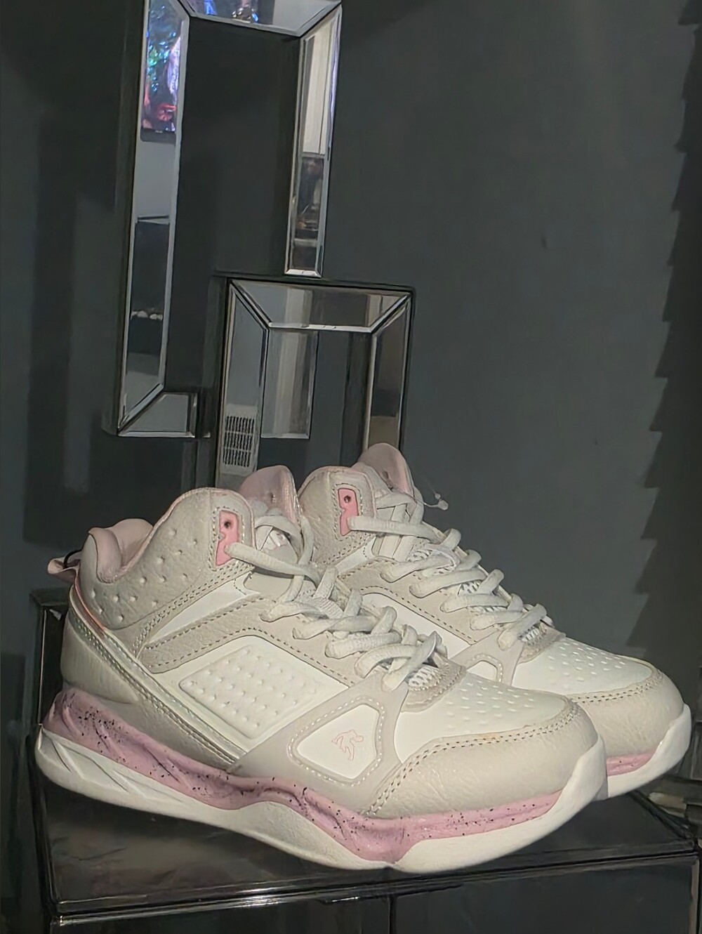 NWOT AND1 Assist 6.0 Pink High Top Basketball Sneakers Size 2 (Little Girl)